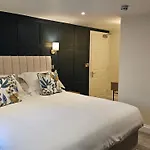 St George's Hotell