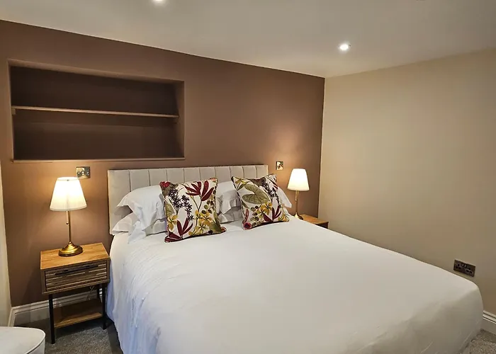 Hotel St George's 3*