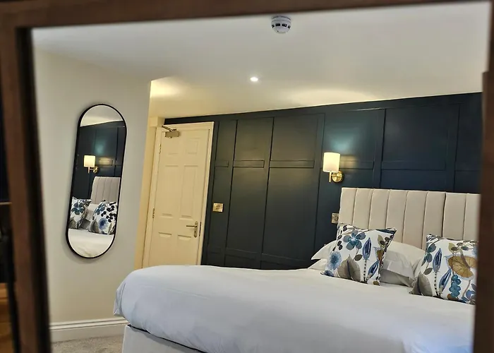 Hotel St George's 3*