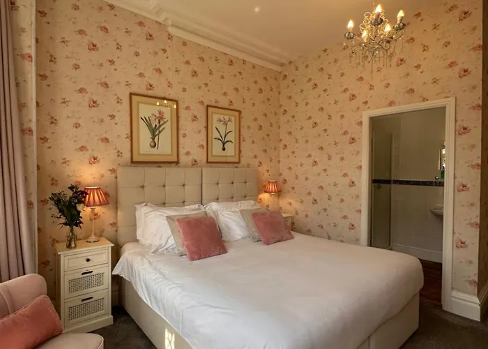 St George's Hotel 3*