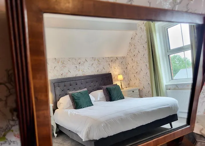 Hotel St George's 3*