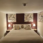 St George's 3* York