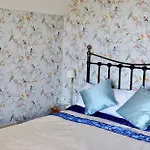 St George's 3* York