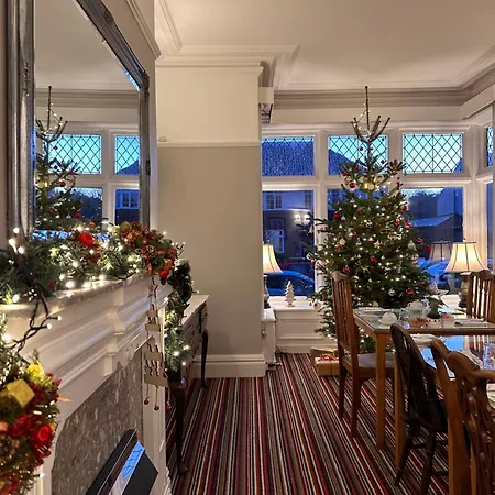 St George's 3* York